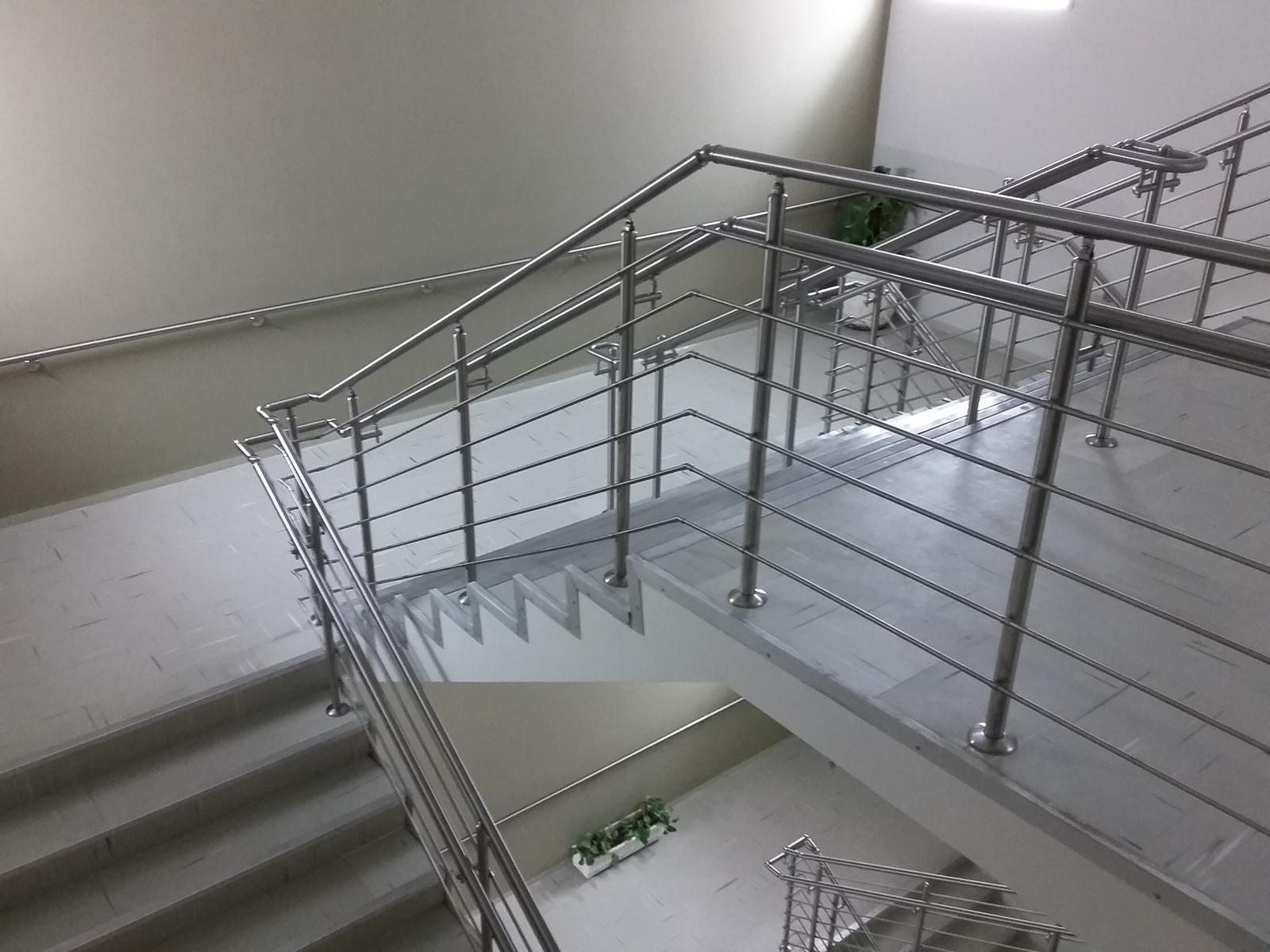Corrimão de aço inox e Guarda-corpo - Funisa - Corrimão e Acessórios em ...
