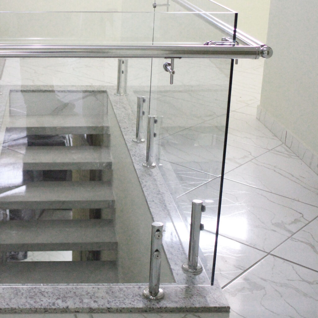 Slim Tower - Funisa - Corrimão e Acessórios em Aço Inox